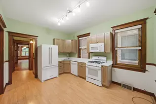 1341 W Eddy St, Chicago, IL 60657 - Photo 6