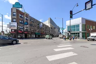 559 W Surf St, Chicago, IL 60657 - Photo 18