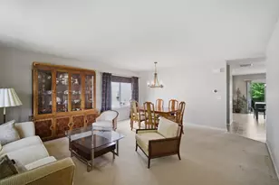 843 Brahms Rd, Volo, IL 60073 - Photo 4