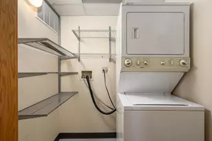 910 S Michigan Ave, Chicago, IL 60605 - Photo 16