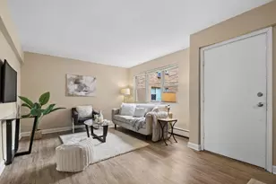 1711 W Estes Ave, Chicago, IL 60626 - Photo 4