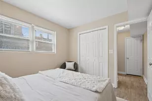 1711 W Estes Ave, Chicago, IL 60626 - Photo 12