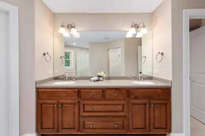 5536 Middaugh Avenue, Downers Grove, IL 60516 - Photo 26