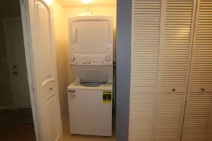 1443 W Cortez St, Chicago, IL 60642 - Photo 18