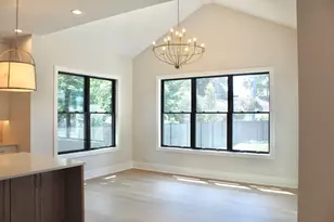 120 N Walnut St, Elmhurst, IL 60126 - Photo 8