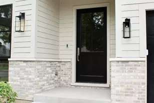 120 N Walnut St, Elmhurst, IL 60126 - Photo 2