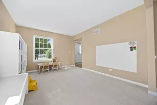 3415 Rosecroft Ln, Naperville, IL 60564 - Photo 10