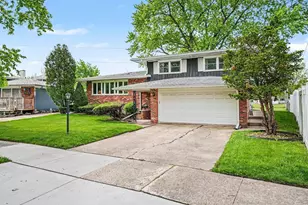 2901 190th St, Lansing, IL 60438 - Photo 4