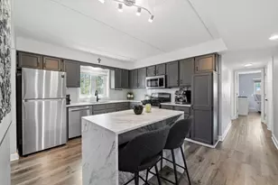 4100 N Neenah Ave, Chicago, IL 60634 - Photo 8