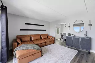4100 N Neenah Ave, Chicago, IL 60634 - Photo 2
