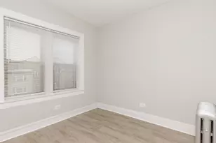 2724 W Rosemont Ave, Chicago, IL 60659 - Photo 6