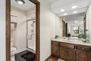 1573 Clemson Dr, Naperville, IL 60565 - Photo 10