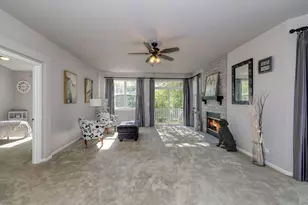 3009 Talaga Dr, Algonquin, IL 60102 - Photo 10