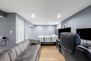 5227 S Neenah Ave, Chicago, IL 60638 - Photo 24