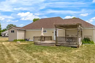 432 Lozenge Ct, Rockton, IL 61072 - Photo 2