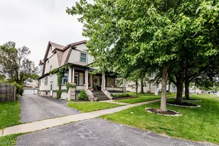 109 W North St, Peotone, IL 60468 - Photo 4