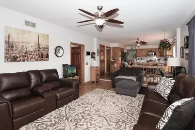 2153 Jordan Circle, Elgin, IL 60123 - Photo 16