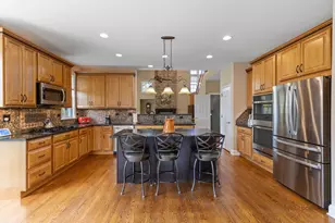 2203 Miramar Ct, Buffalo Grove, IL 60089 - Photo 6