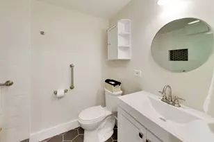 317 Olmsted Rd, Riverside, IL 60546 - Photo 46