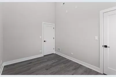 3214 W Lawrence Avenue #2D, Chicago, IL 60625 - Photo 6