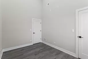 3214 W Lawrence Ave, Chicago, IL 60625 - Photo 6