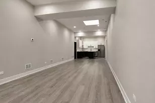 3214 W Lawrence Ave, Chicago, IL 60625 - Photo 2