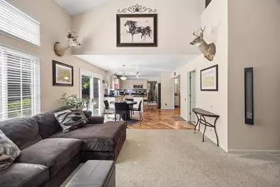 190 Lake Drive S, Algonquin, IL 60102 - Photo 8