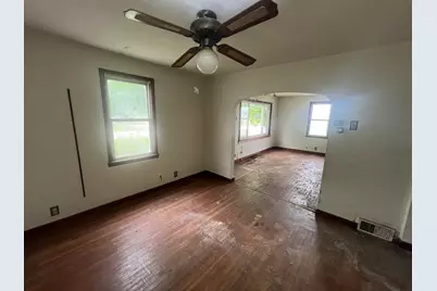 314 S Locust Street, Wyanet, IL 61379 - Photo 8