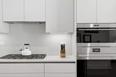 323 S Racine Avenue #PHD, Chicago, IL 60607 - Photo 16