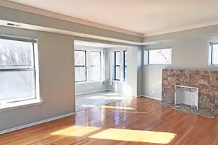 6143 S Woodlawn Ave, Chicago, IL 60637 - Photo 2