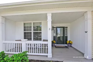 3569 Canton Cir, Mundelein, IL 60060 - Photo 2