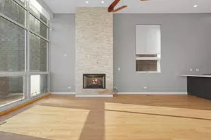 1541 N Bosworth Ave, Chicago, IL 60624 - Photo 8