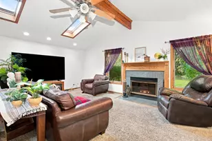 2955 Duffy Ln, Riverwoods, IL 60015 - Photo 6
