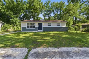 7307 E 1st St, Sun River Terrace, IL 60964 - Photo 1