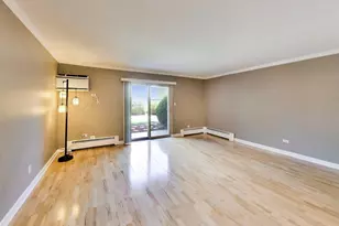 906 W Alleghany Dr, Arlington Heights, IL 60004 - Photo 8