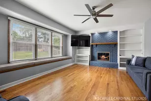 6076 Angel Ln, Lisle, IL 60532 - Photo 10