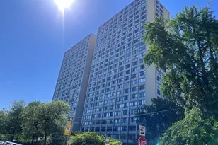 4800 S Lake Park Ave, Chicago, IL 60615 - Photo 2