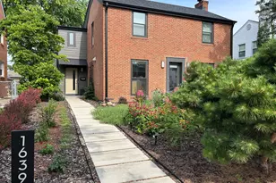 1639 N 77th Ct, Elmwood Park, IL 60707 - Photo 2