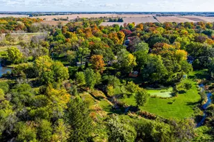 3S830 Thornapple Tree Rd, Sugar Grove, IL 60554 - Photo 4