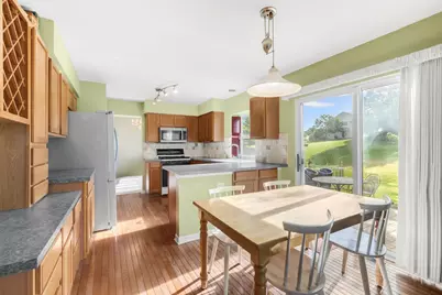 1646 Gleneagle Drive, Carpentersville, IL 60110 - Photo 8