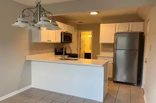 656 Beaver Ct, Naperville, IL 60563 - Photo 6