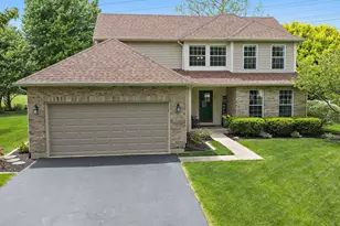 204 Dickens Trail, Elgin, IL 60120 - Photo 2