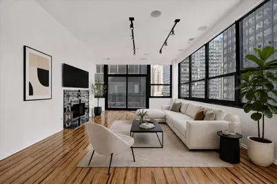 130 S Canal Street #715, Chicago, IL 60606 - Photo 2