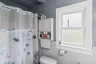 1095 W Robinson St, Wayne City, IL 62895 - Photo 18