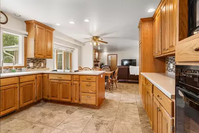 910 N Bell Street, Gibson City, IL 60936 - Photo 28