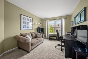 724 Samson Way, Northbrook, IL 60062 - Photo 12
