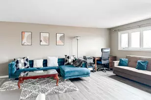 [Address not provided], Evanston, IL 60201 - Photo 4