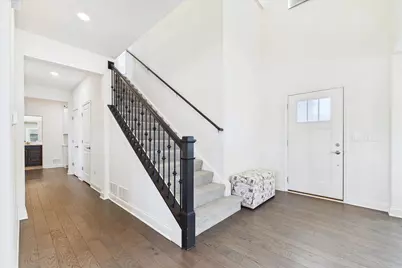 1110 Williamsbury Drive, Crystal Lake, IL 60012 - Photo 14