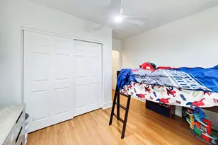 7442 N Hoyne Ave, Chicago, IL 60645 - Photo 18