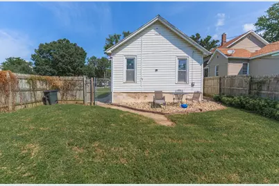 501 E Jackson Street, Bloomington, IL 61701 - Photo 26